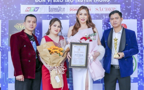 Á hậu Trần Thụy Thanh Nhã thăng hoa ở lĩnh vực kinh doanh Á hậu Trần Thụy Thanh Nhã thăng hoa ở lĩnh vực kinh doanh